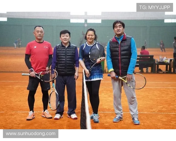 南京网球队与西安网球队赛后复盘与经验分享分析