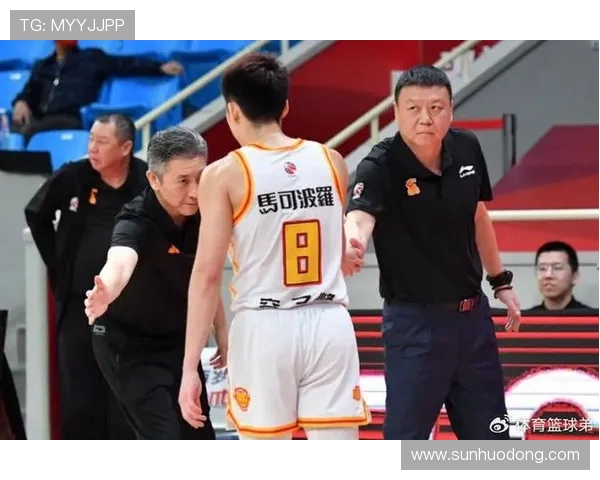 深圳篮球队在邀请赛中的速度优势与战术分析 深圳篮球队在邀请赛中的速度优势与战术分析