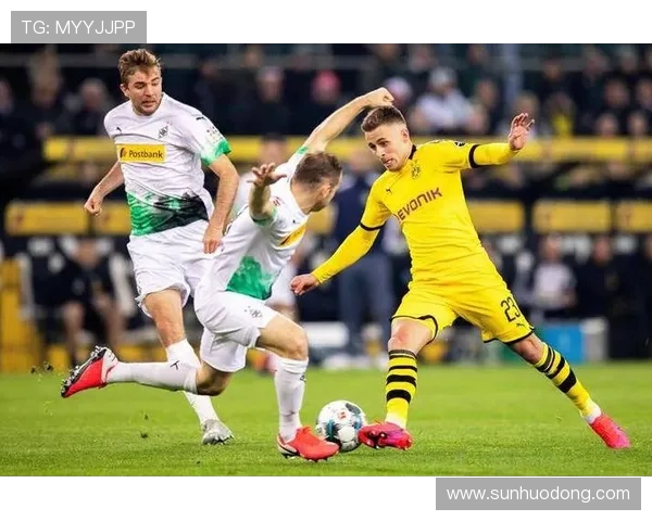 利兹联与门兴对决前瞻分析双方战术与球员状态的全面解读