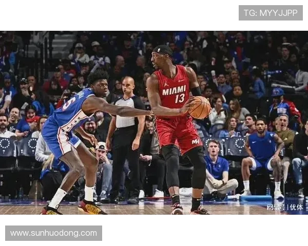 尼克斯与热火季后赛激战回顾球迷热情高涨的经典对决