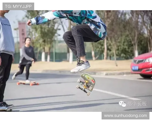 重庆滑板队在马拉松大满贯中的节奏表现分析与点评